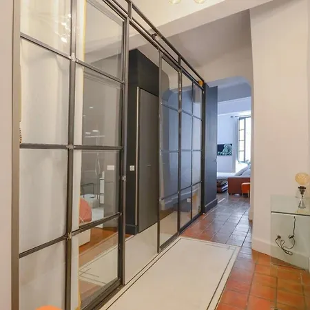 Portobello Furnished Flat アパート *