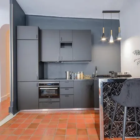 Portobello Furnished Flat アパート